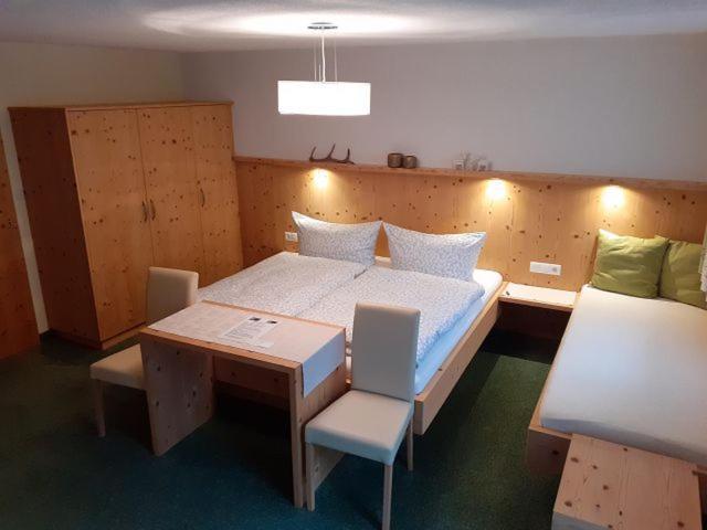 Gaestehaus Sahler Gaschurn Exteriör bild